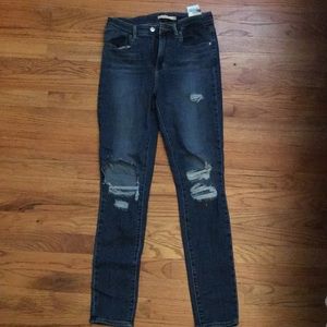 721 High Rise Skinny Levi’s